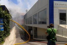 Incendio en el Polígono Cogullada de Zaragoza Controlado